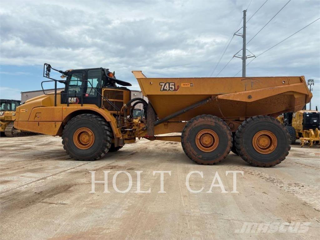 CAT 745 Wozidła przegubowe