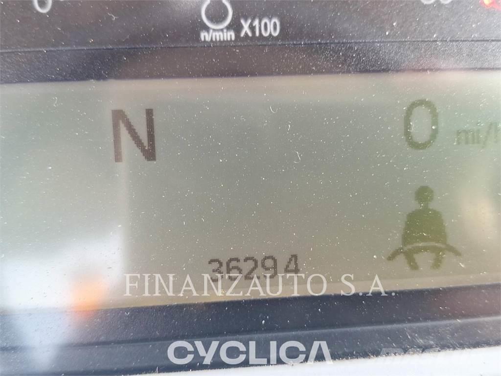 CAT 745 Wozidła przegubowe