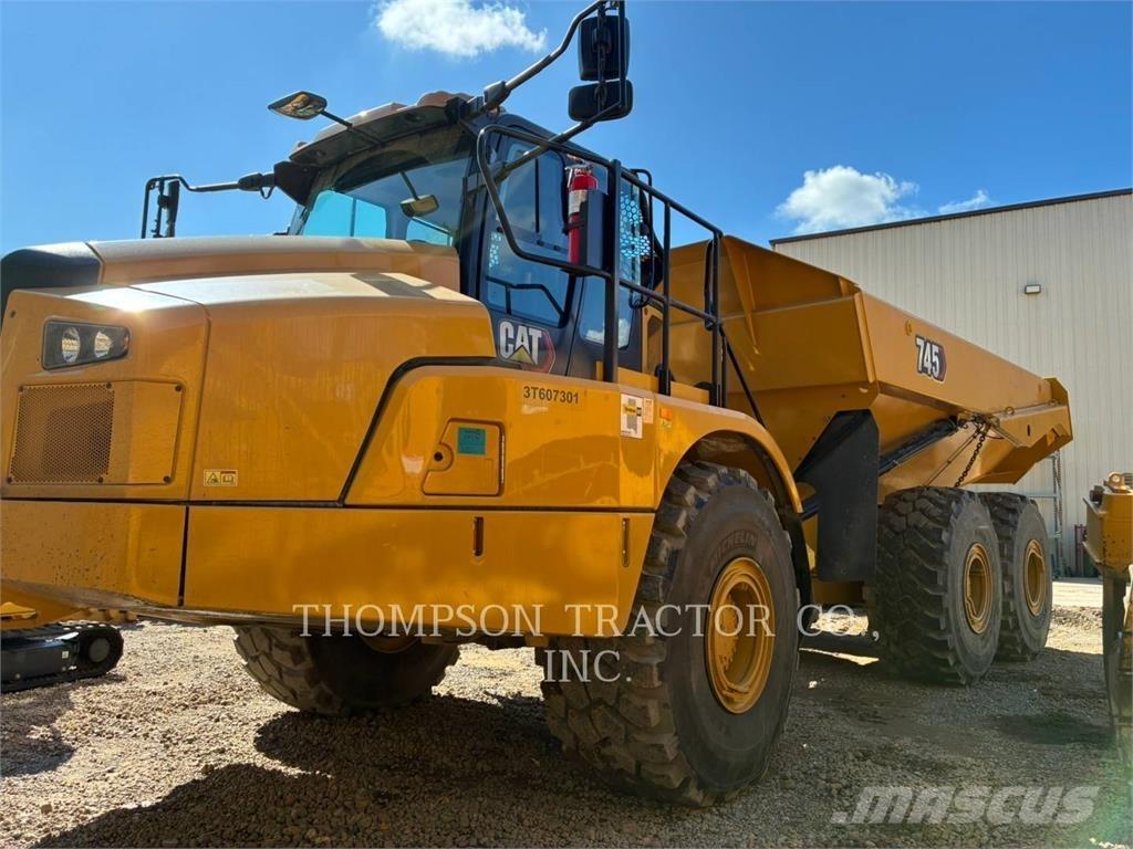 CAT 745 Wozidła przegubowe