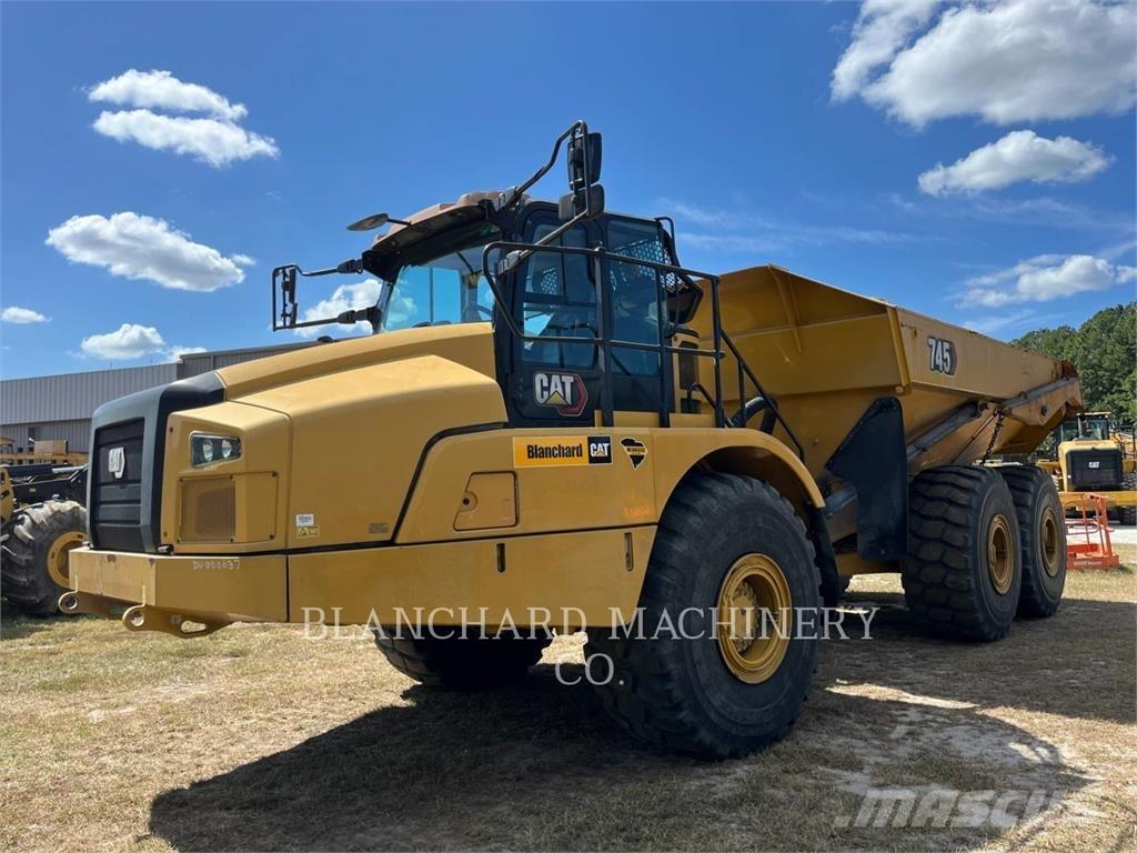 CAT 745 Wozidła przegubowe