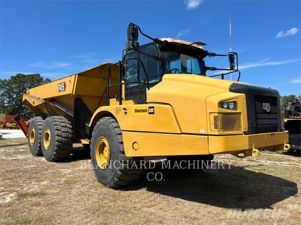 CAT 745 Wozidła przegubowe