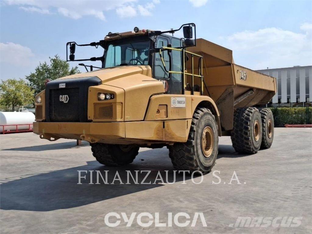 CAT 745 Wozidła przegubowe