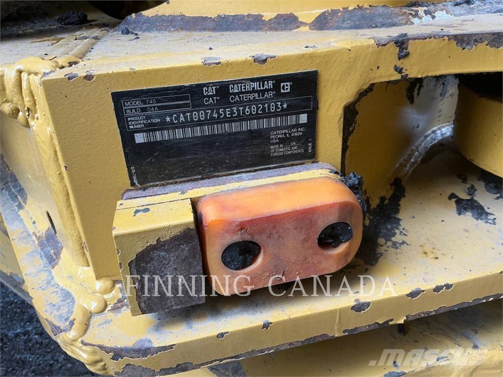 CAT 745 Wozidła przegubowe