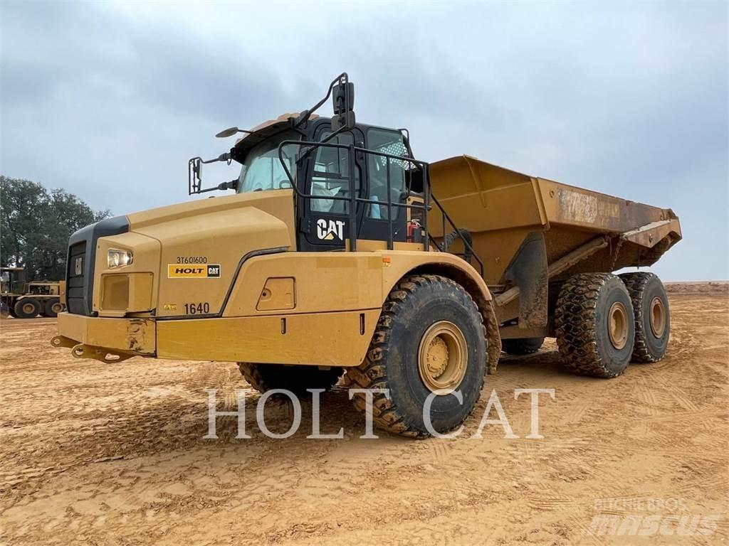 CAT 745-04 Wozidła przegubowe