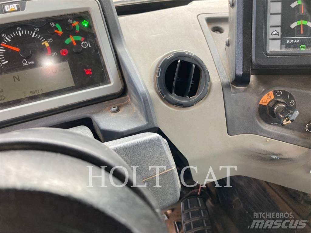 CAT 745-04 Wozidła przegubowe