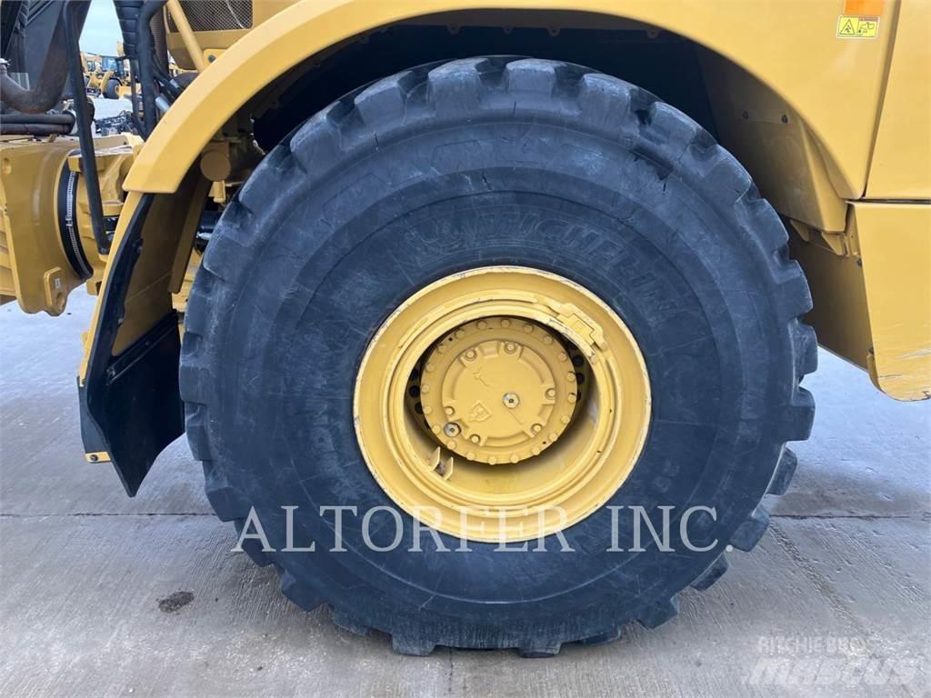 CAT 745-04 Wozidła przegubowe
