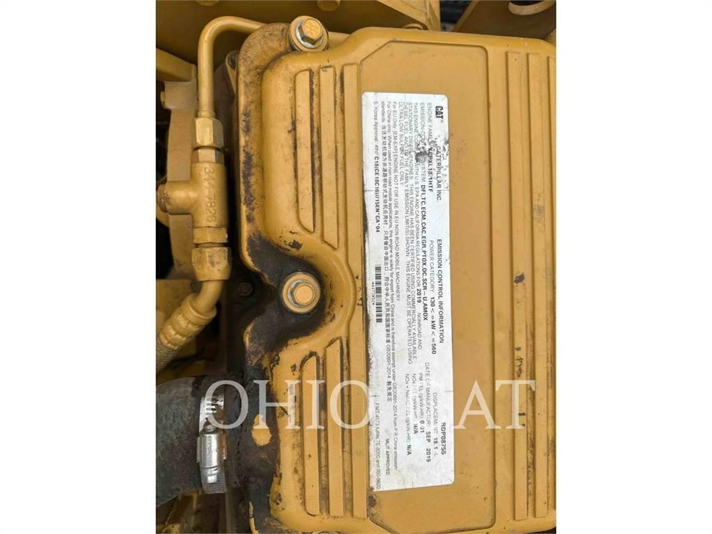 CAT 745-04 Wozidła przegubowe