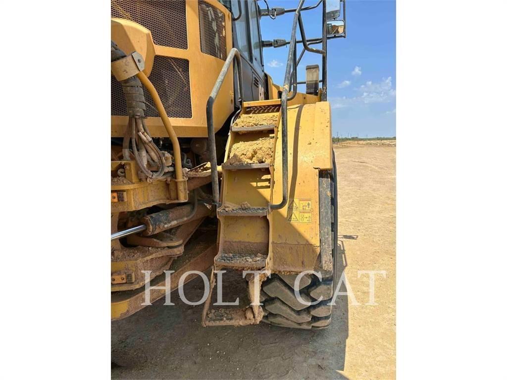 CAT 74504 Wozidła przegubowe
