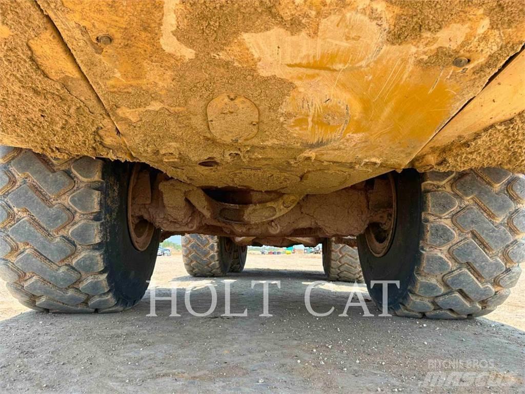 CAT 74504 Wozidła przegubowe