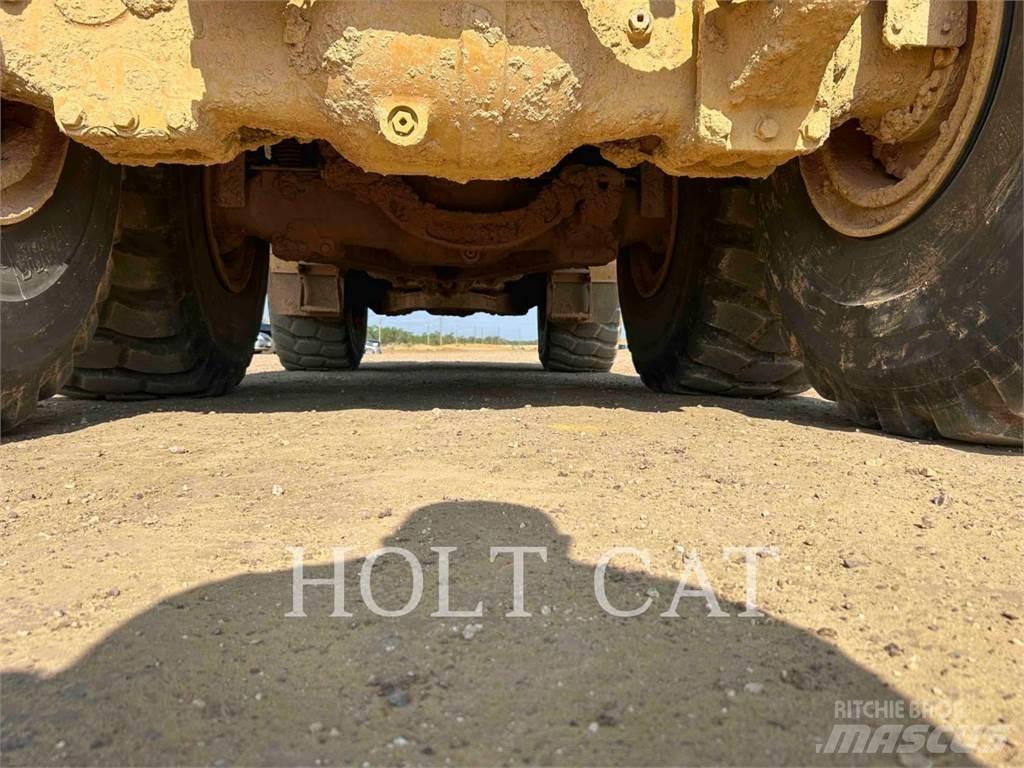 CAT 74504 Wozidła przegubowe
