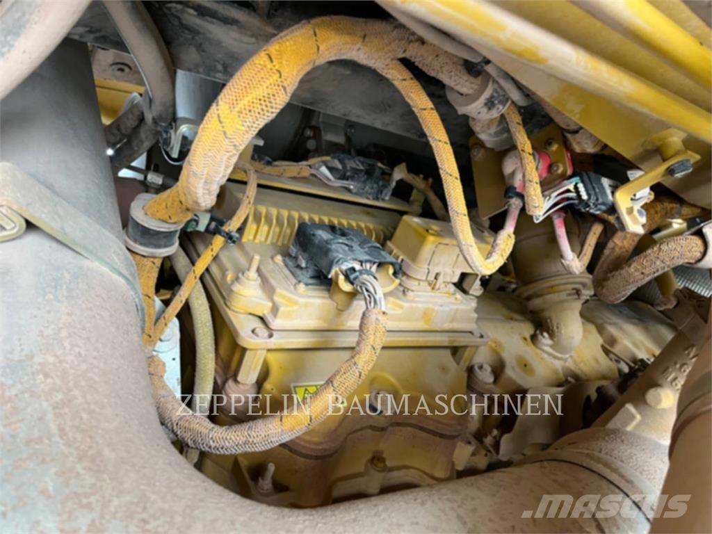 CAT 775G Wozidła przegubowe