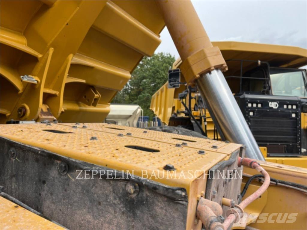 CAT 775G Wozidła przegubowe