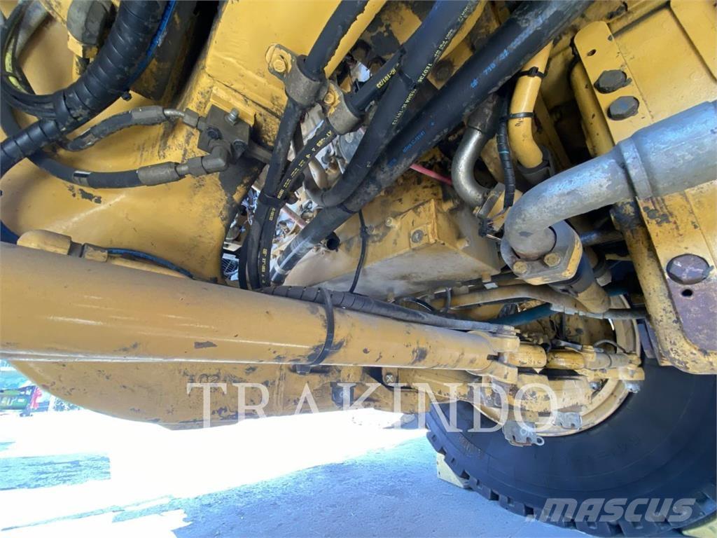 CAT 777E Wozidła przegubowe