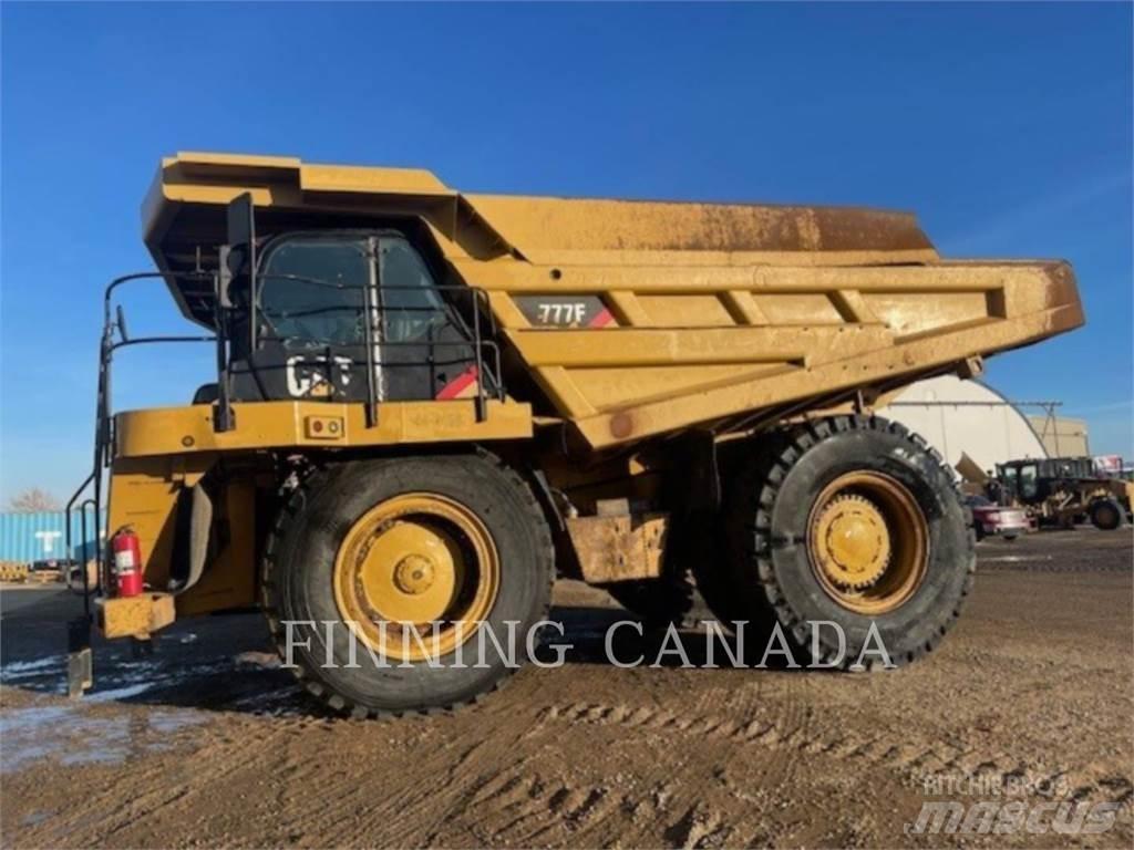 CAT 777F Wozidła przegubowe