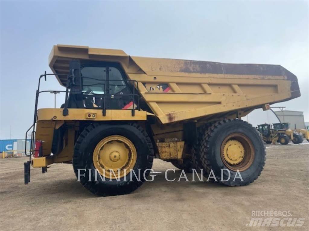 CAT 777F Wozidła przegubowe