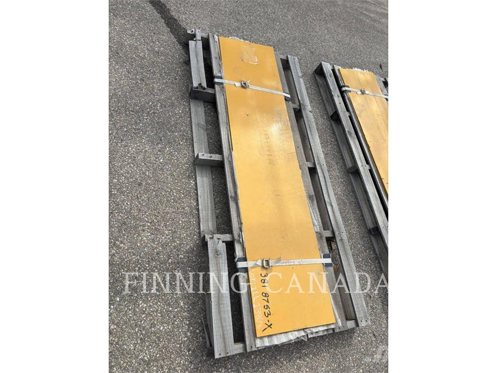 CAT 789-YC LINER PLATE Ramy i zawieszenie