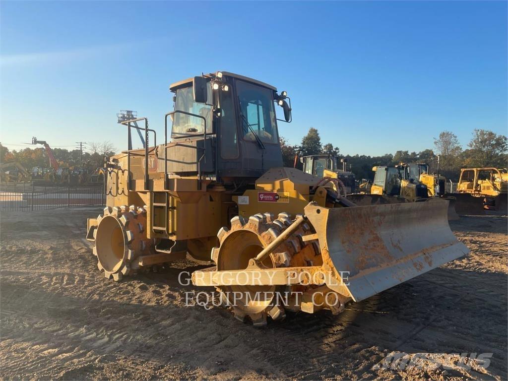 CAT 815-11 Zagęszczarki gruntu