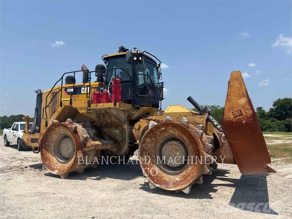 CAT 826K Zagęszczarki gruntu
