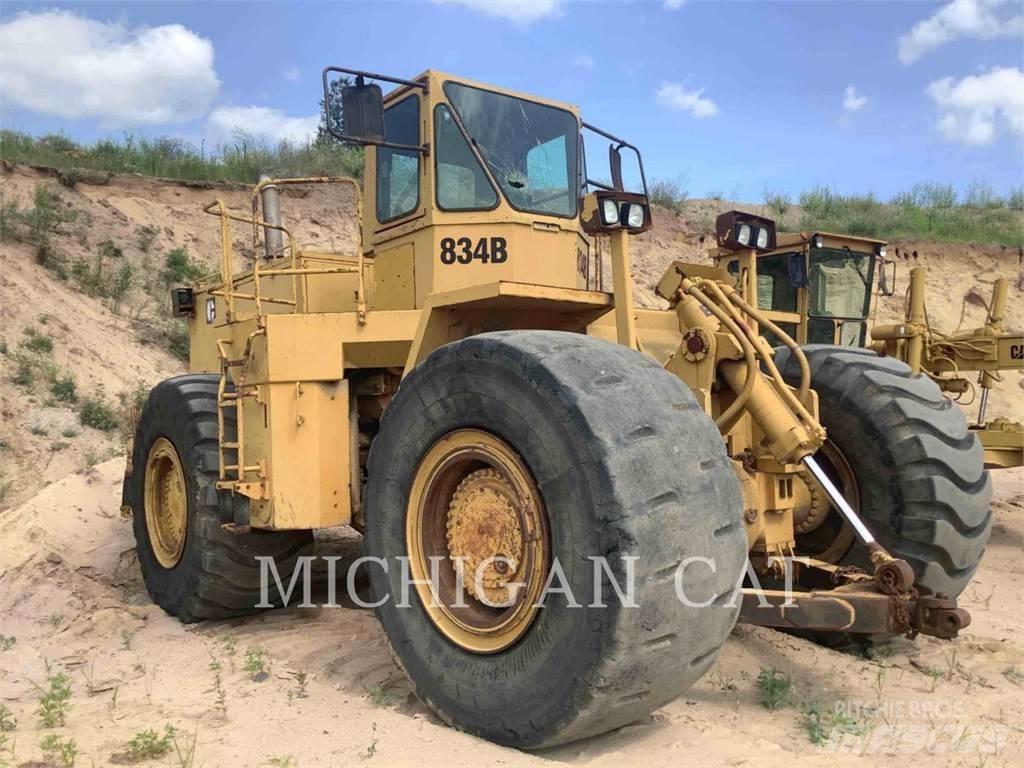 CAT 834B Ładowarki kołowe