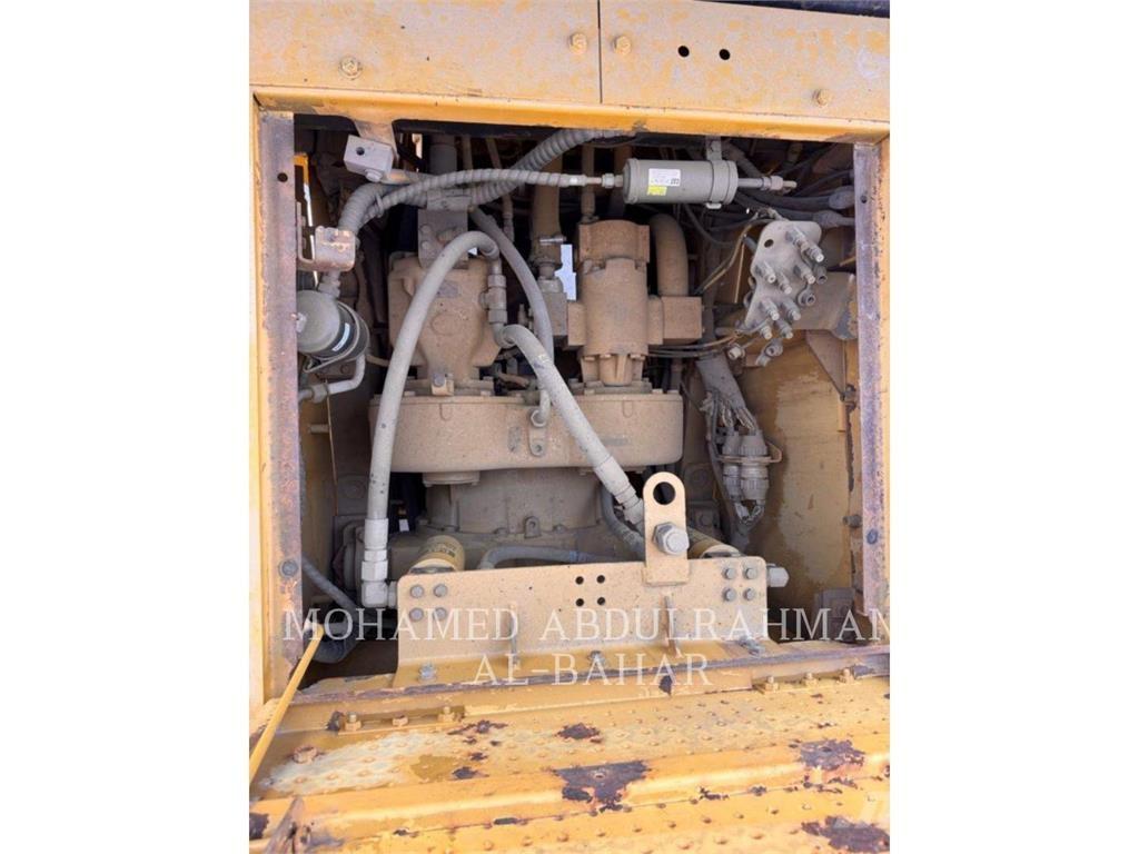 CAT 834H Spycharki kołowe