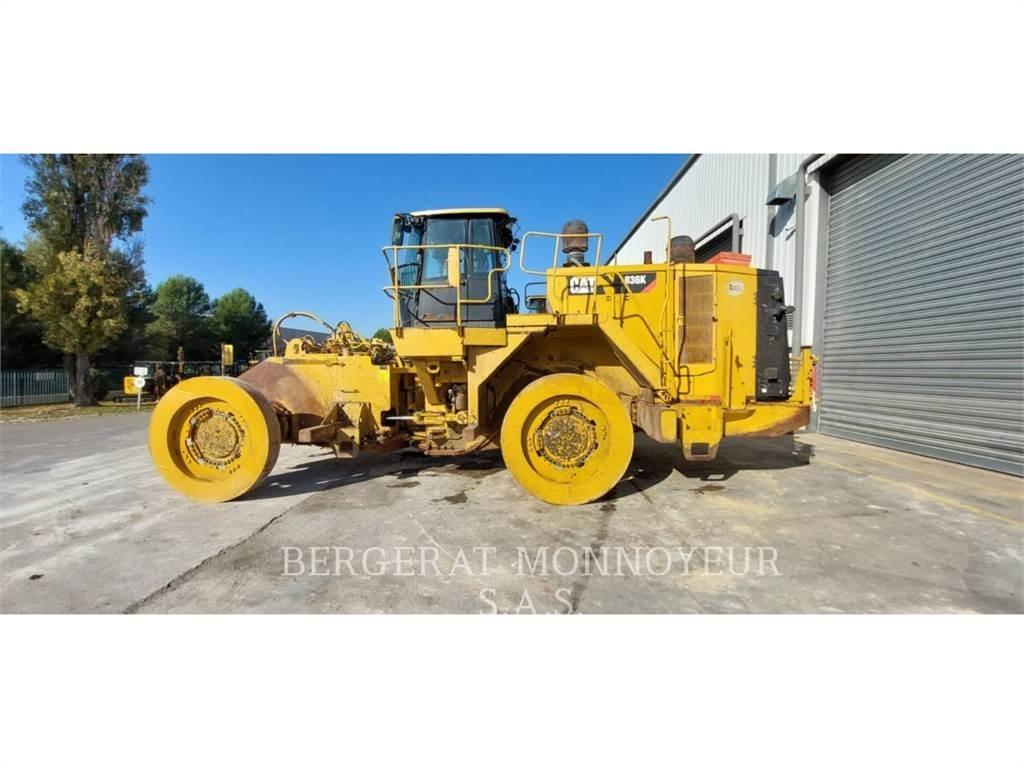 CAT 836K Spycharki kołowe