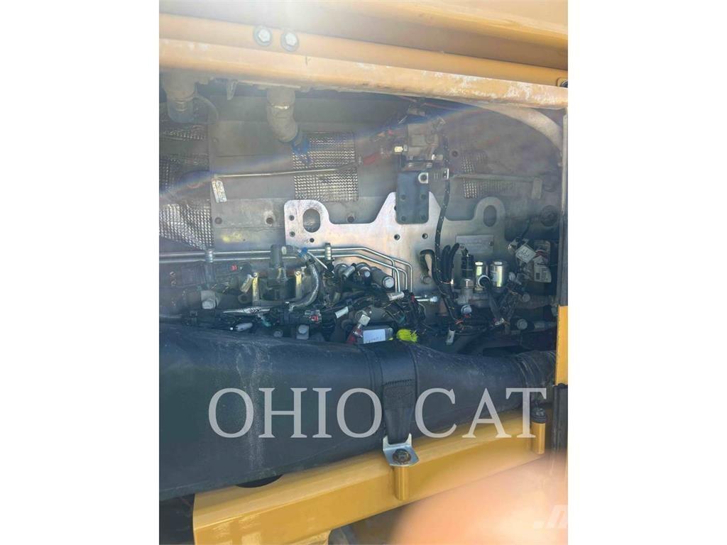 CAT 836K Spycharki kołowe