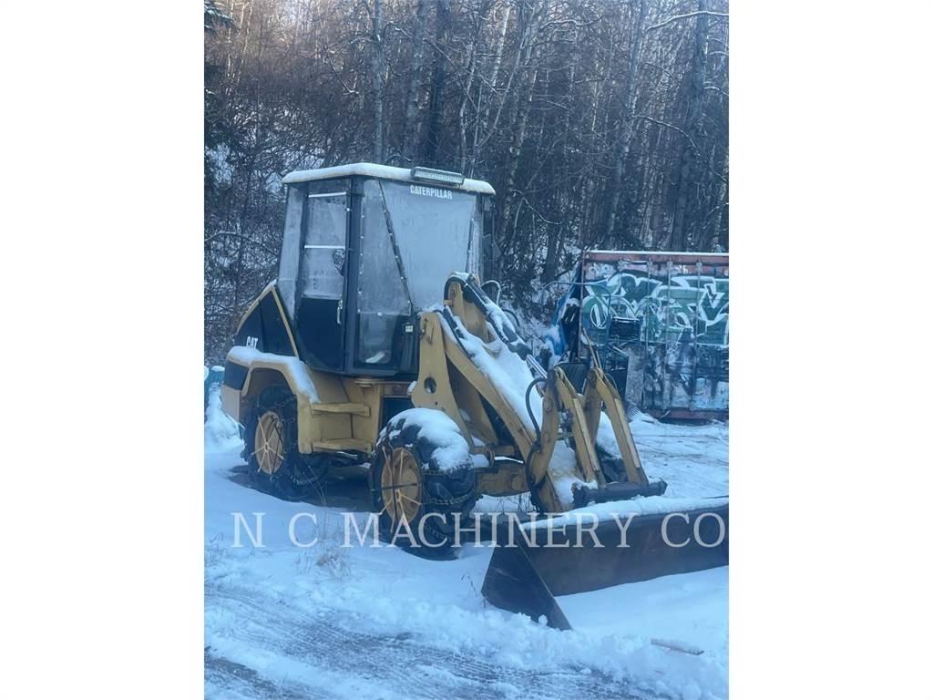 CAT 902 Ładowarki kołowe