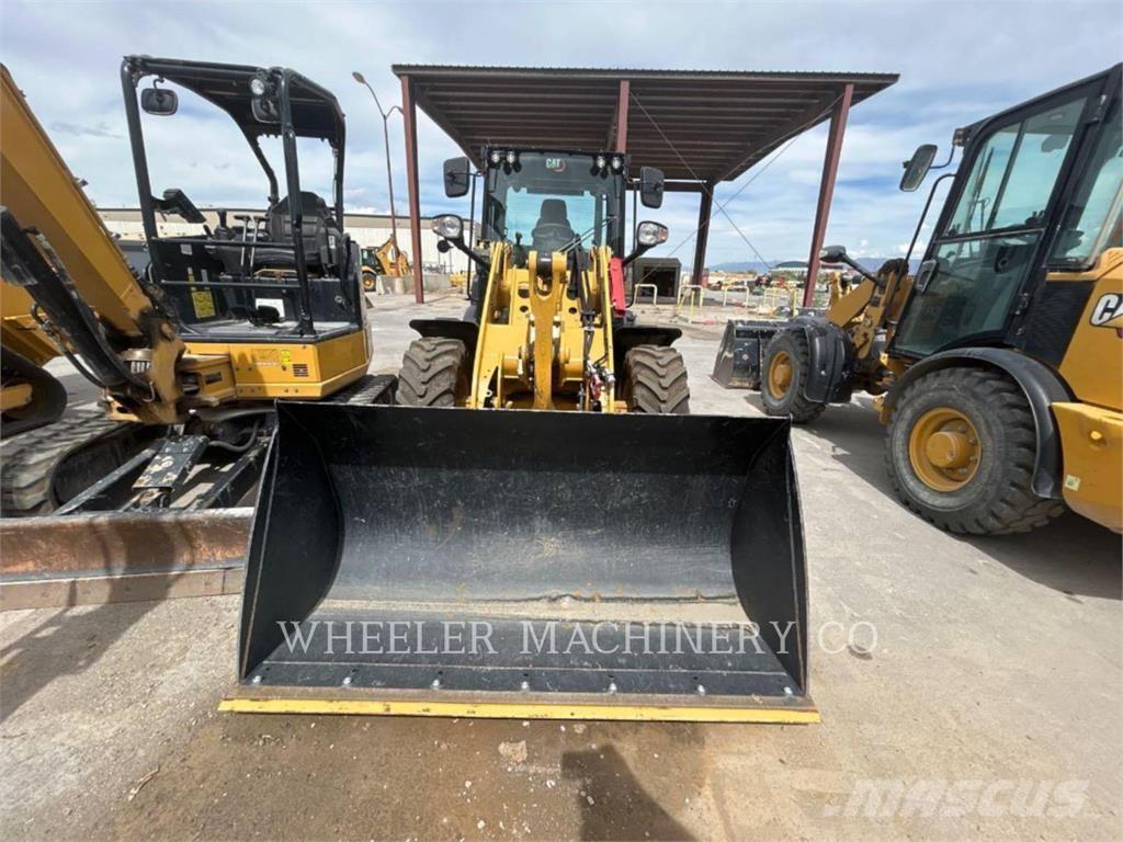 CAT 906 Ładowarki kołowe