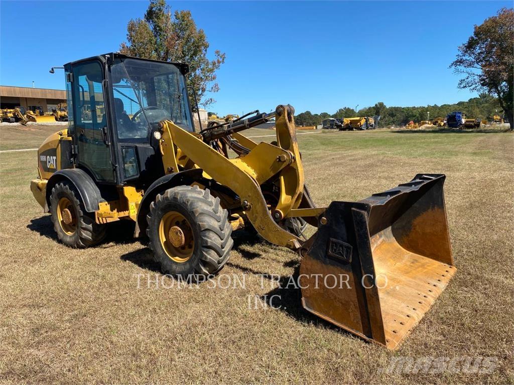 CAT 906 M Ładowarki kołowe