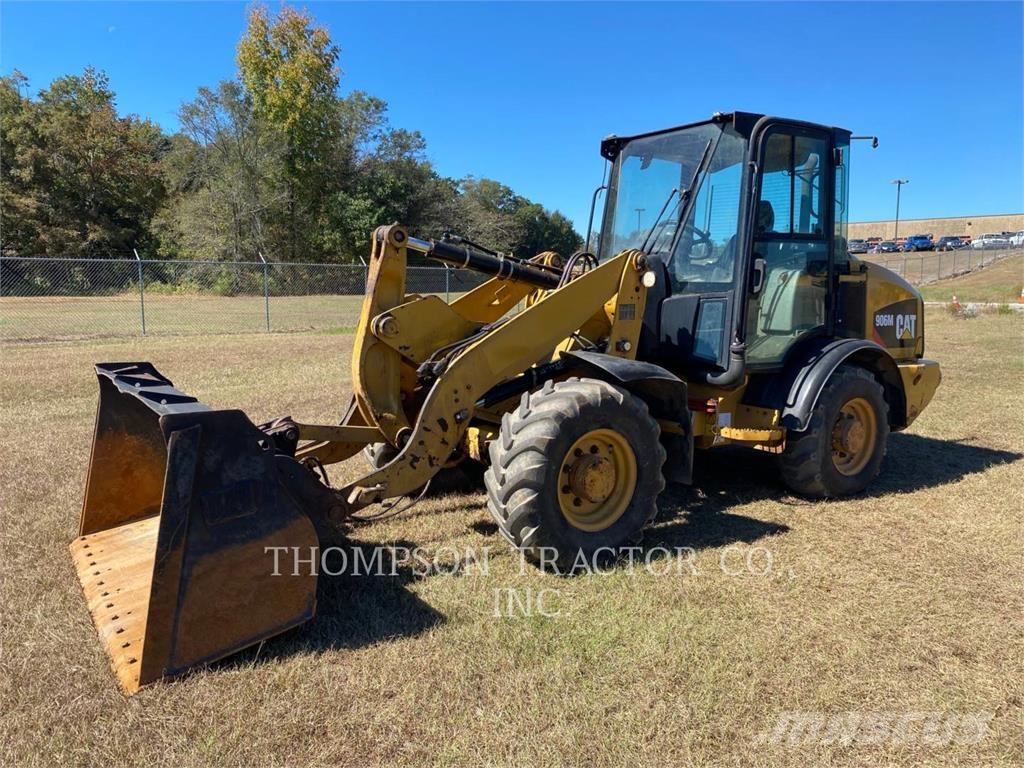 CAT 906 M Ładowarki kołowe
