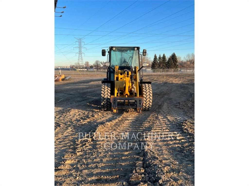 CAT 906M Ładowarki kołowe