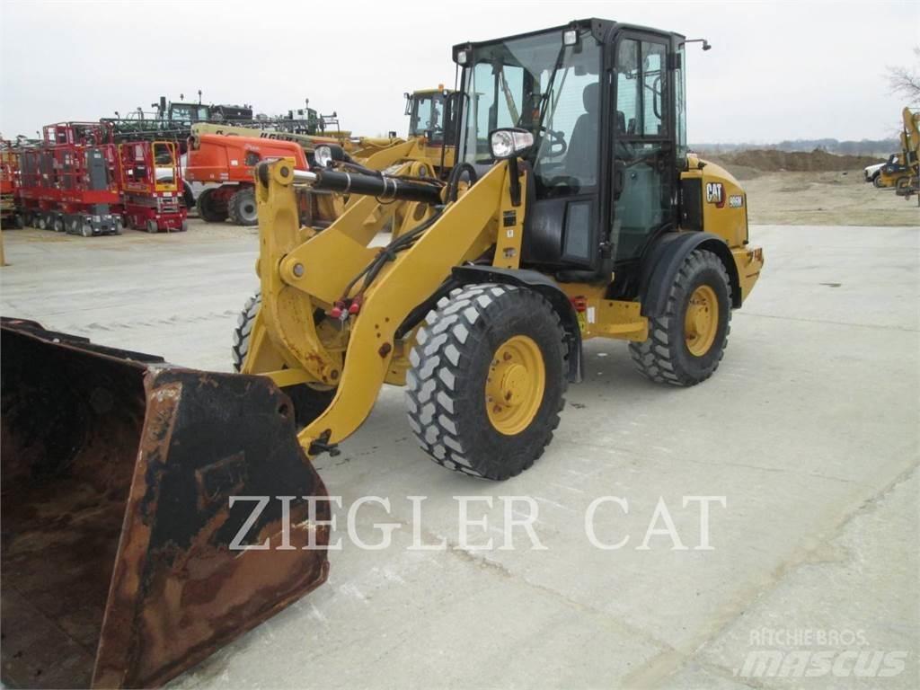 CAT 906M Ładowarki kołowe