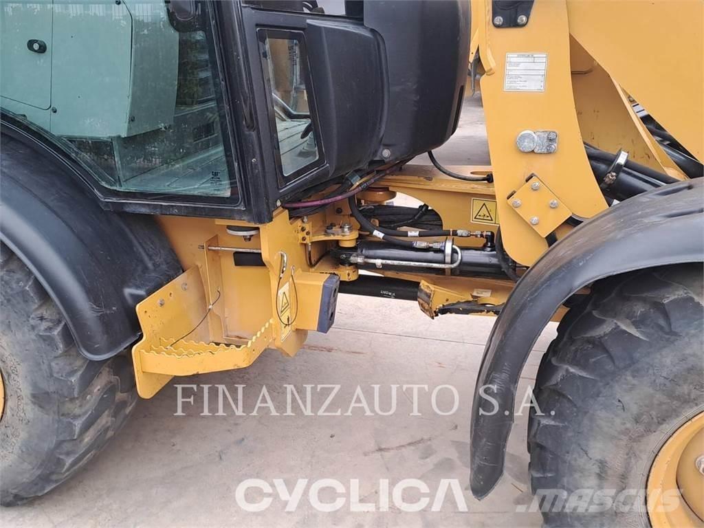 CAT 906M Ładowarki kołowe