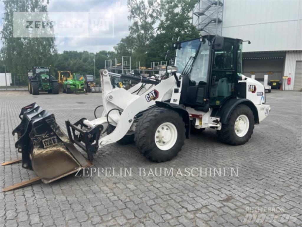 CAT 906M Ładowarki kołowe