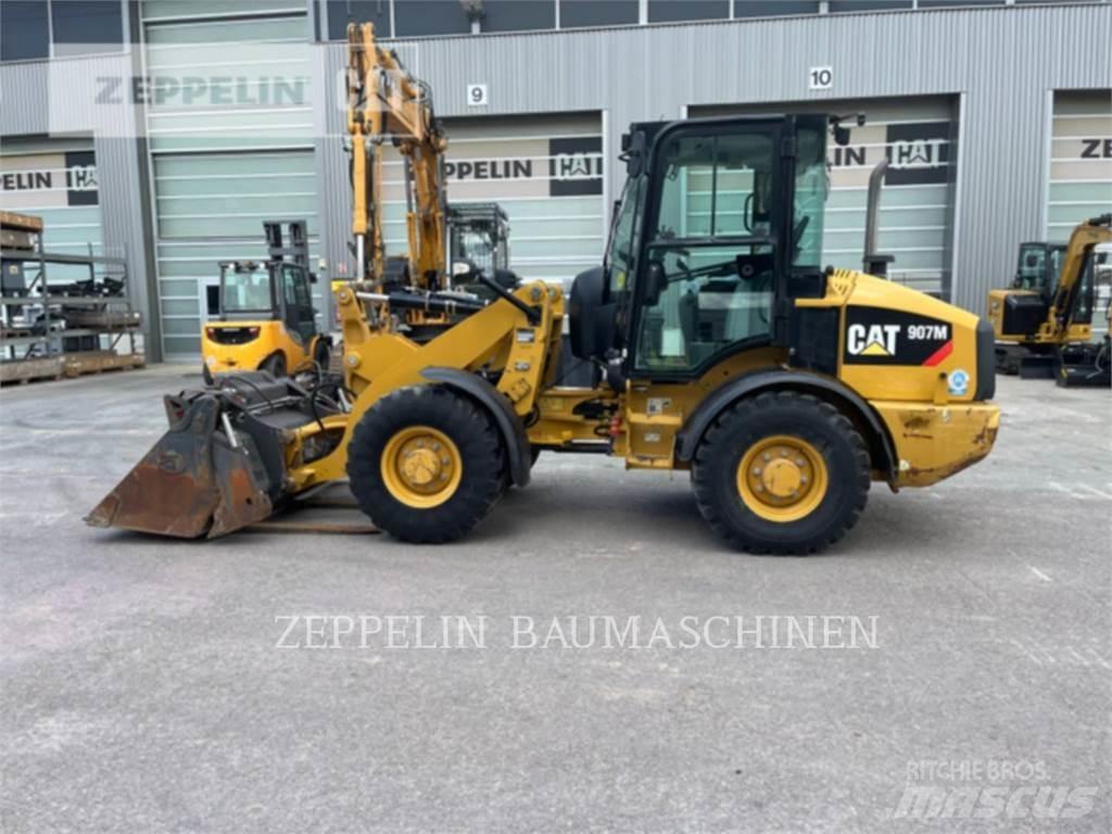 CAT 907M Ładowarki kołowe