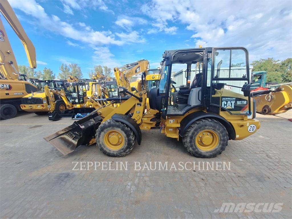 CAT 907M Ładowarki kołowe
