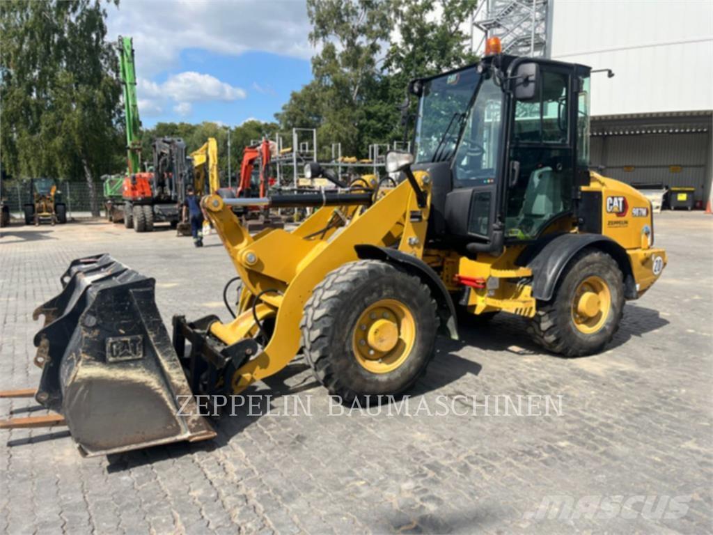 CAT 907M Ładowarki kołowe