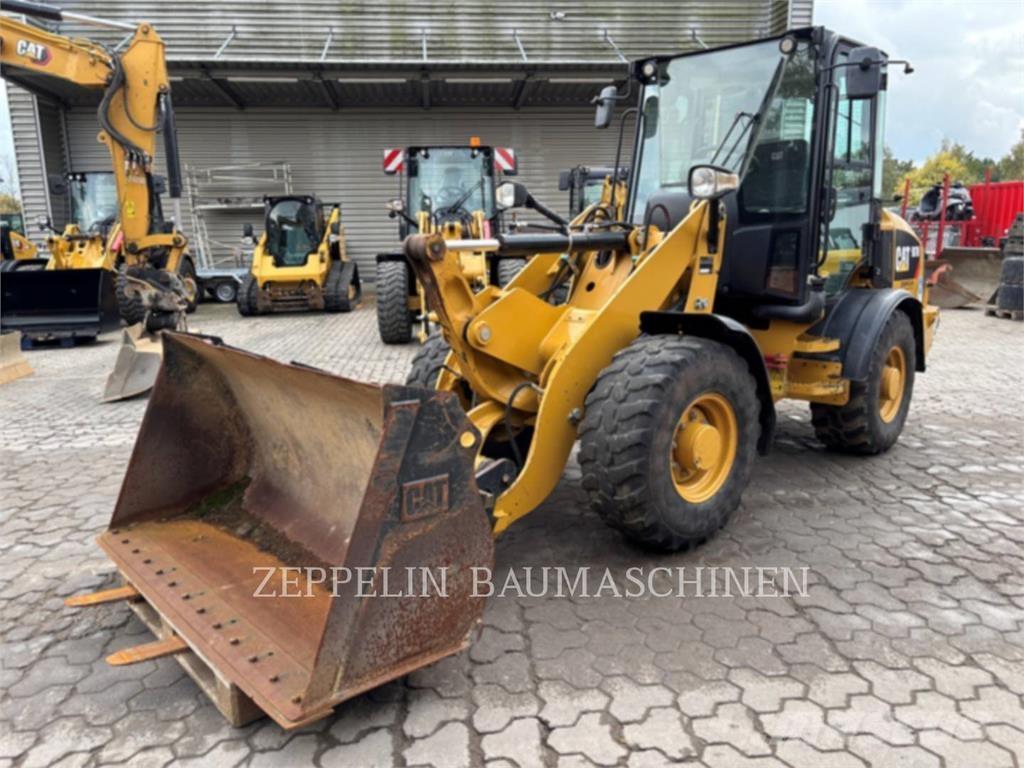 CAT 907M Ładowarki kołowe