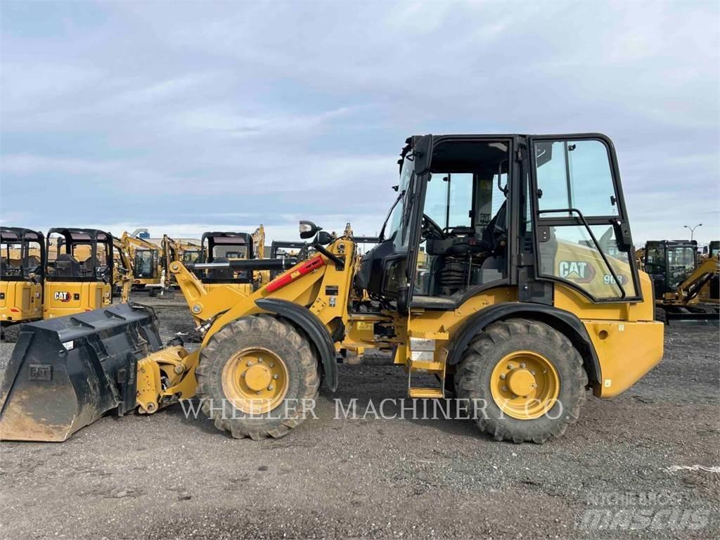 CAT 908 Ładowarki kołowe
