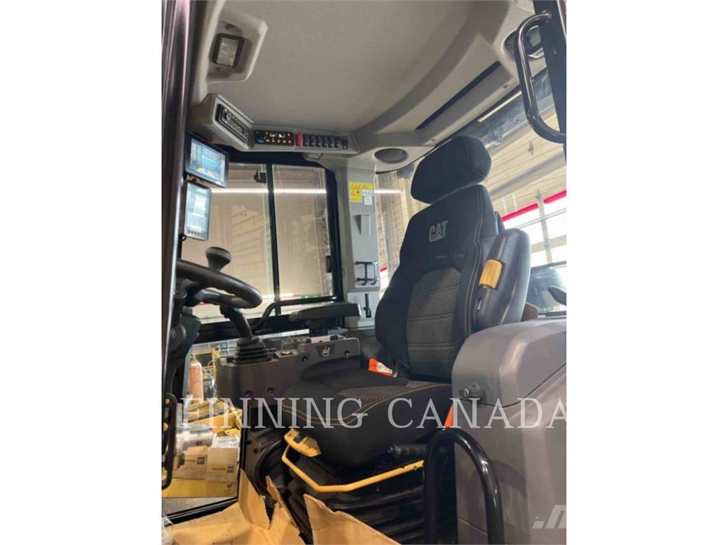 CAT 908 Ładowarki kołowe