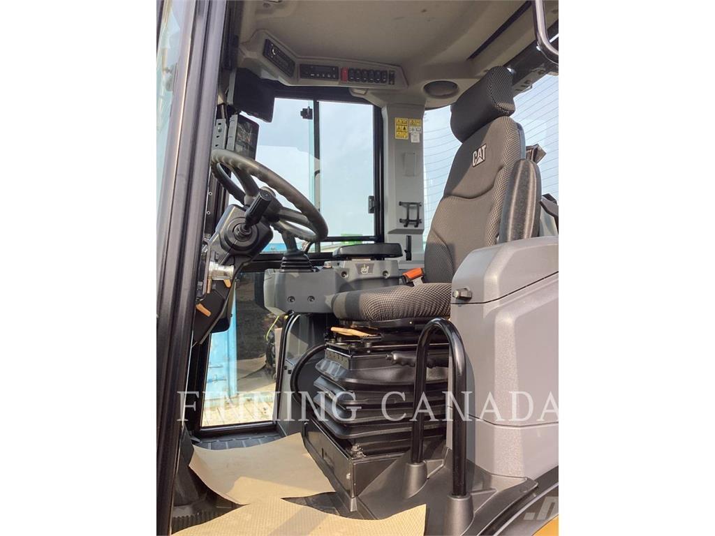 CAT 908 Ładowarki kołowe