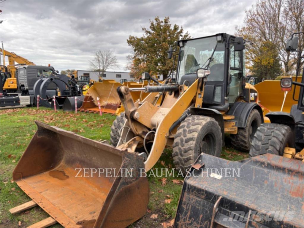 CAT 908H Ładowarki kołowe