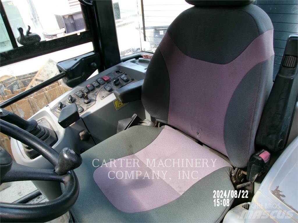 CAT 908H2 Ładowarki kołowe