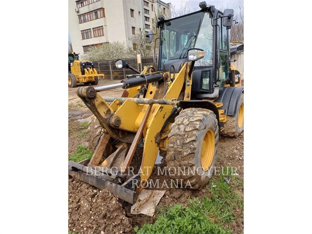 CAT 908M Ładowarki kołowe