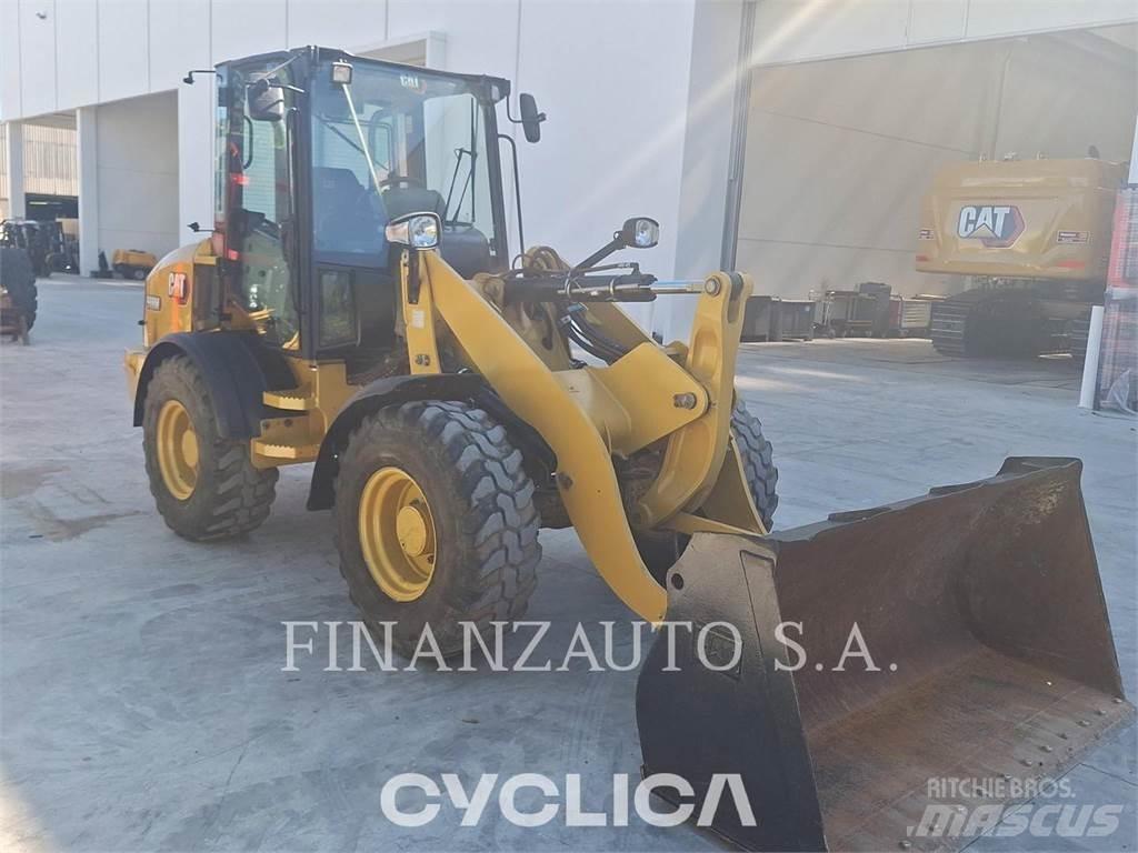 CAT 908M Ładowarki kołowe
