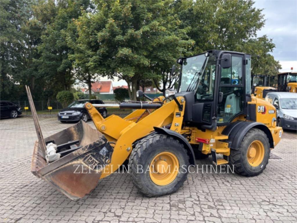CAT 908M Ładowarki kołowe