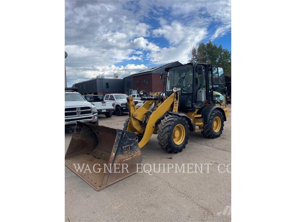 CAT 908M Ładowarki kołowe