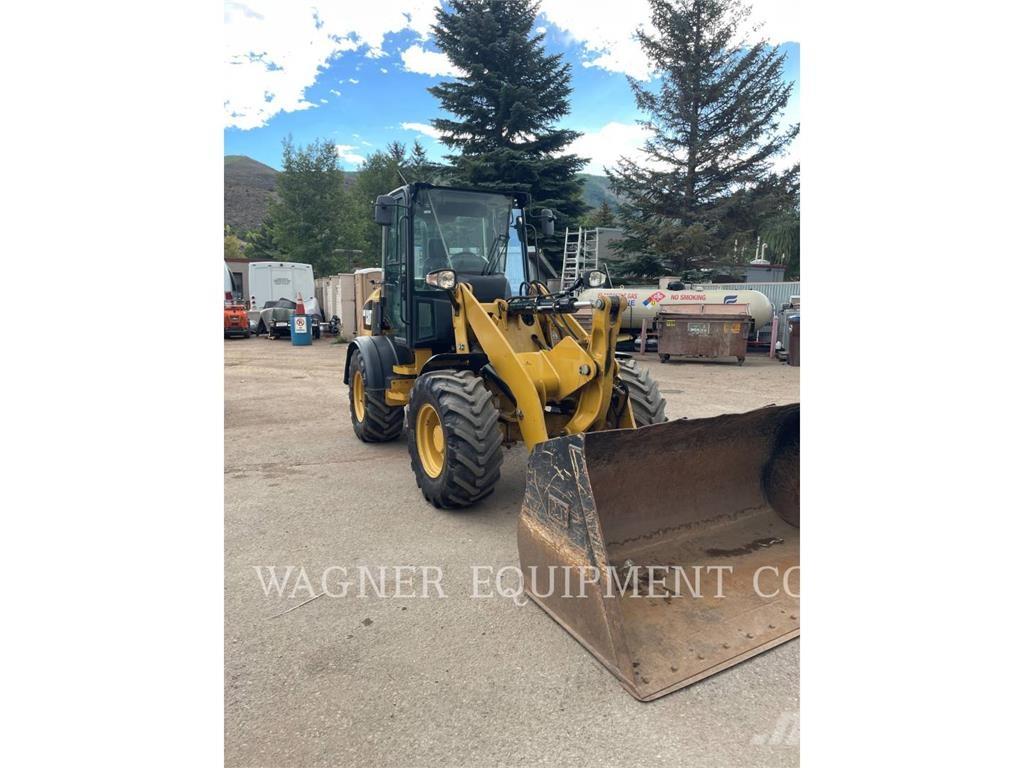 CAT 908M Ładowarki kołowe