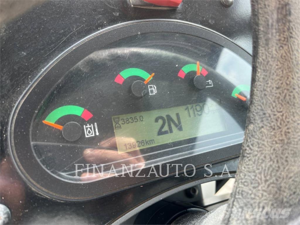 CAT 908M Ładowarki kołowe