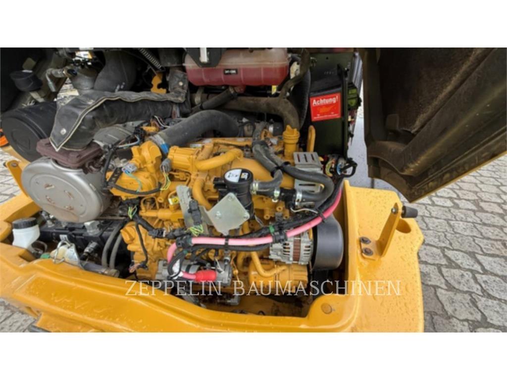 CAT 908M Ładowarki kołowe